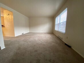 442 Mower Dr in Plum, PA - Building Photo - Building Photo