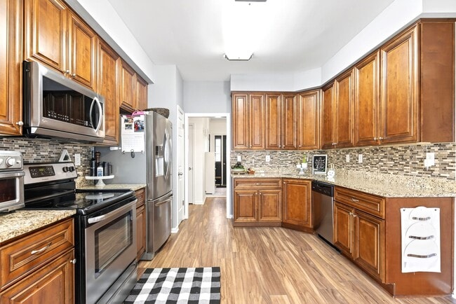 property at 1912 Bunnell Ct