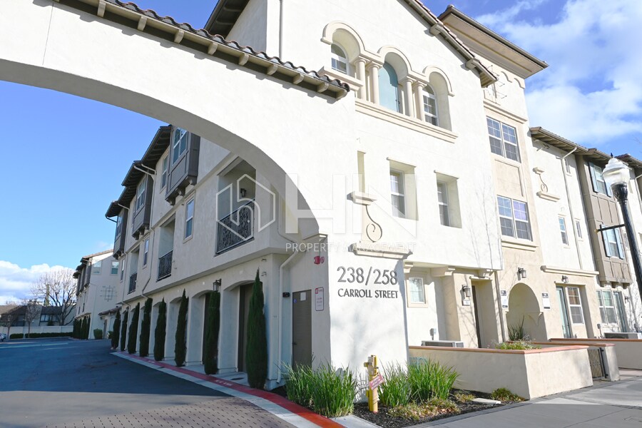 238 Carroll St in Sunnyvale, CA - Building Photo