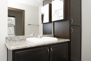 Legado de Ravel in Sacramento, CA - Building Photo