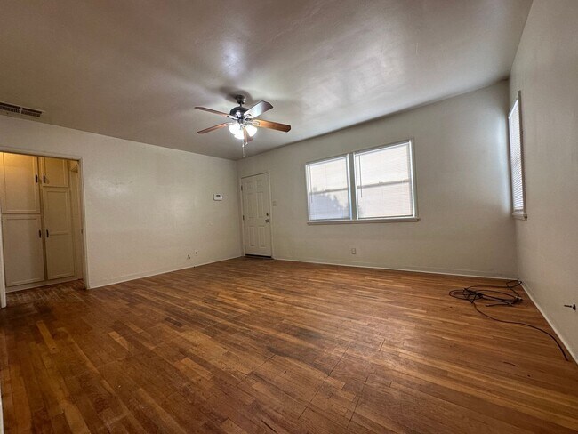 116 Franklin Ave in Taft, CA - Building Photo - Building Photo