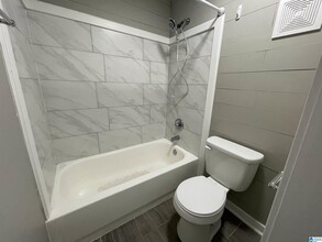 408 Skyview Dr in Birmingham, AL - Building Photo - Building Photo