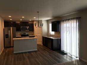 11125 Rockcastle Dr in Colorado Springs, CO - Building Photo - Building Photo