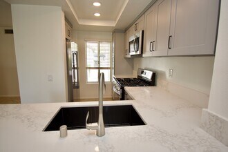 57 Rabano in Rancho Santa Margarita, CA - Building Photo - Building Photo