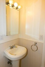 420 E 240th St in Bronx, NY - Building Photo - Building Photo