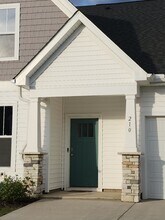 210 Woodhouse Wy in Greenville, SC - Building Photo - Building Photo