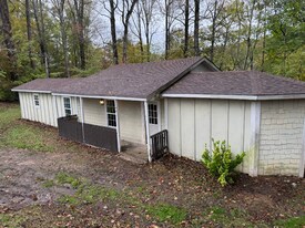 3504 Fly Rd in Santa Fe, TN - Building Photo