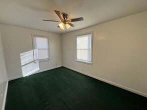 133 16th St NE in Canton, OH - Foto de edificio - Building Photo