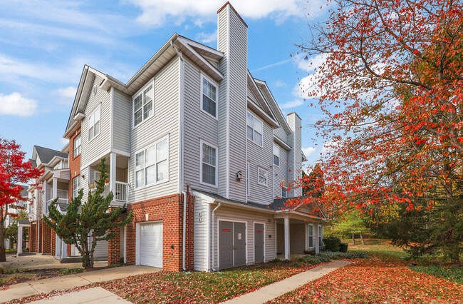 13152 Marcey Creek Rd in Herndon, VA - Building Photo - Building Photo