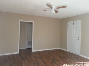 1413 Woodward St in Orlando, FL - Building Photo - Building Photo