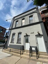 1000 N Wood St in Chicago, IL - Building Photo