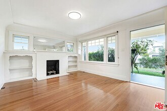 11970 Darlington Ave in Los Angeles, CA - Building Photo - Building Photo