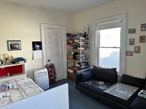 92 Walker St in Newton, MA - Building Photo - Building Photo