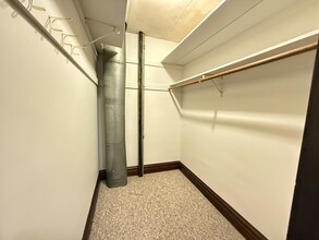 1 S Minnesota St in New Ulm, MN - Building Photo - Building Photo