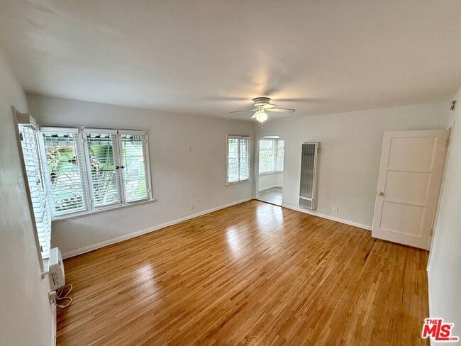 1155 N Genesee Ave in West Hollywood, CA - Building Photo - Building Photo