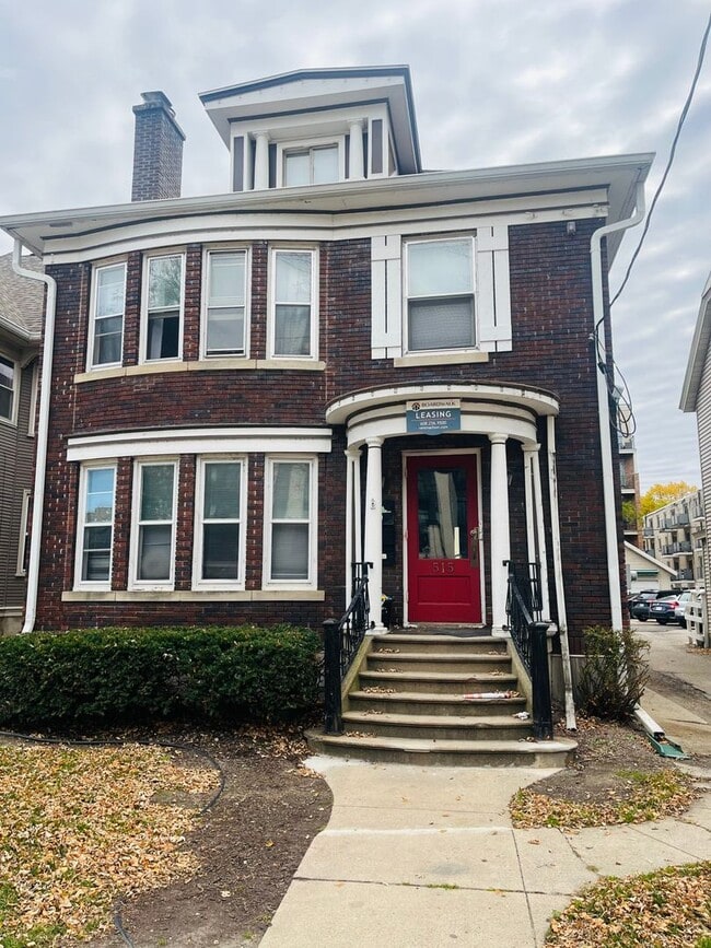 property at 515 W Washington Ave