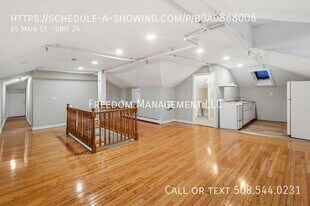 65 Main St in Hudson, MA - Building Photo