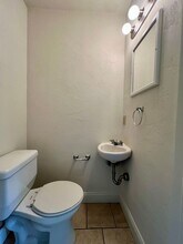 5452 Wilkins Ave in Pittsburgh, PA - Building Photo - Building Photo