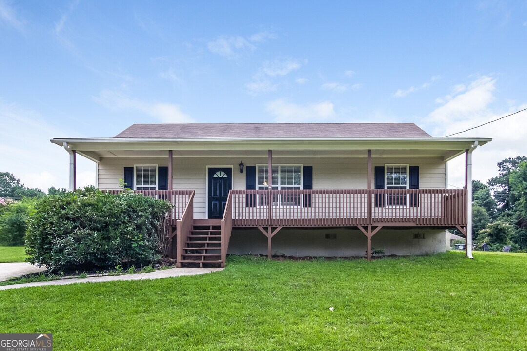 143 Beechwood Ln in Rockmart, GA - Building Photo