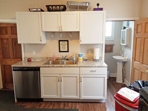 1606 Jackson St in La crosse, WI - Building Photo - Building Photo