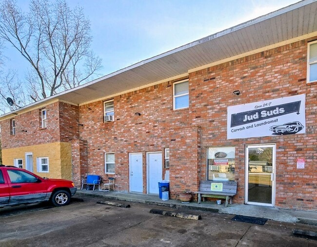 property at 900 AR-367