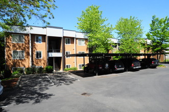 Mira in Kirkland, WA - Foto de edificio - Building Photo