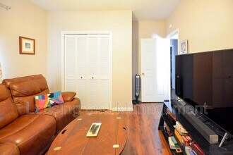 146 Line St in Charleston, SC - Foto de edificio - Building Photo