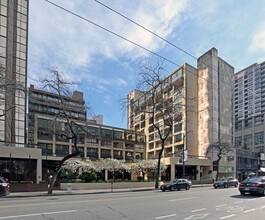 The Residences at 850 Burrard in Vancouver, BC - Building Photo - Building Photo