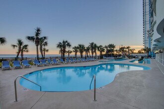 2300 N Ocean Blvd in Myrtle Beach, SC - Building Photo - Building Photo