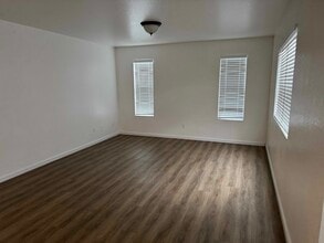 28 N 4th St, Unit A in Rio Vista, CA - Building Photo - Building Photo