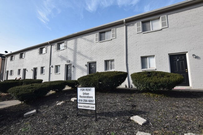property at 1271 Summit St