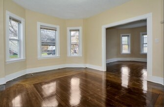 15 Greenwood St, Unit 1 in Boston, MA - Building Photo - Building Photo