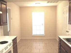 8811 Clearbrook Trail in Austin, TX - Building Photo - Building Photo