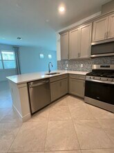 10504 Spring Tide Wy in Parrish, FL - Building Photo - Building Photo