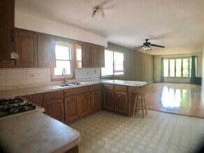 2717 S Princeton Ave in Chicago, IL - Building Photo - Building Photo