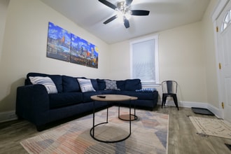 219 Taylor Ave in Bellevue, KY - Foto de edificio - Building Photo