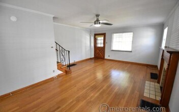 29-31-31 W Pacemont Rd in Columbus, OH - Building Photo - Building Photo