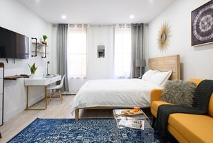 1597 York Ave in New York, NY - Building Photo