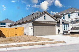 133 Boulder Rdg Trl in Liberty Hill, TX - Building Photo - Building Photo