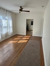 8828 S Harper Ave in Chicago, IL - Building Photo - Building Photo