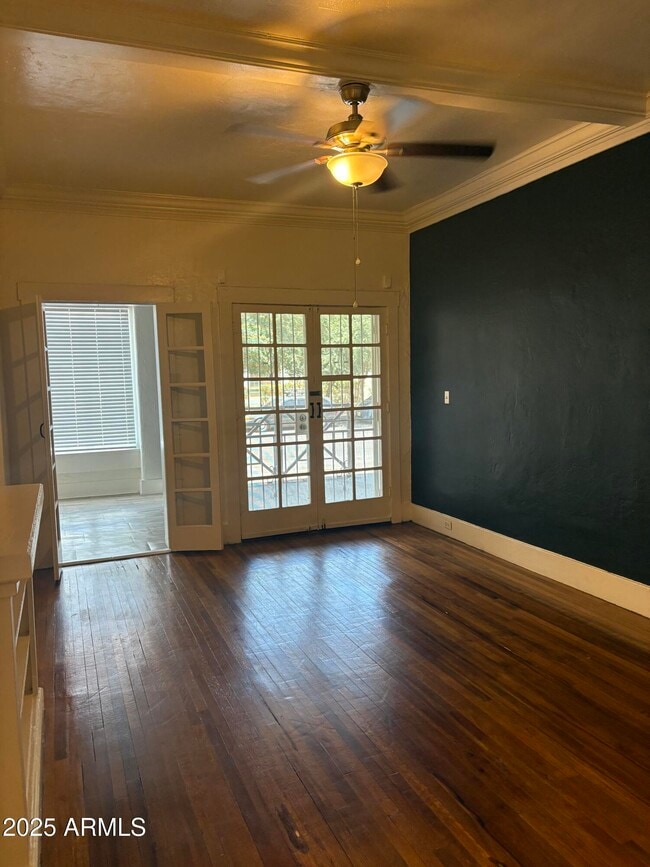 property at 845 N 2nd Ave