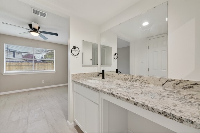 property at 10510 Overview Dr