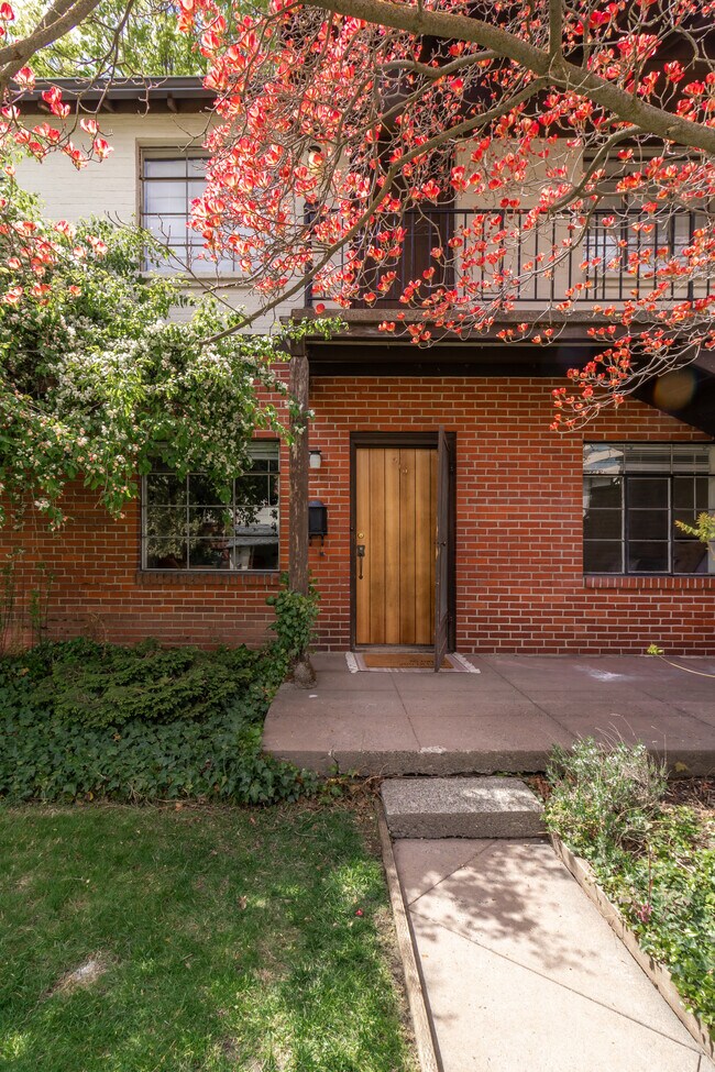Robinwood Apartments in Spokane, WA - Building Photo - Building Photo