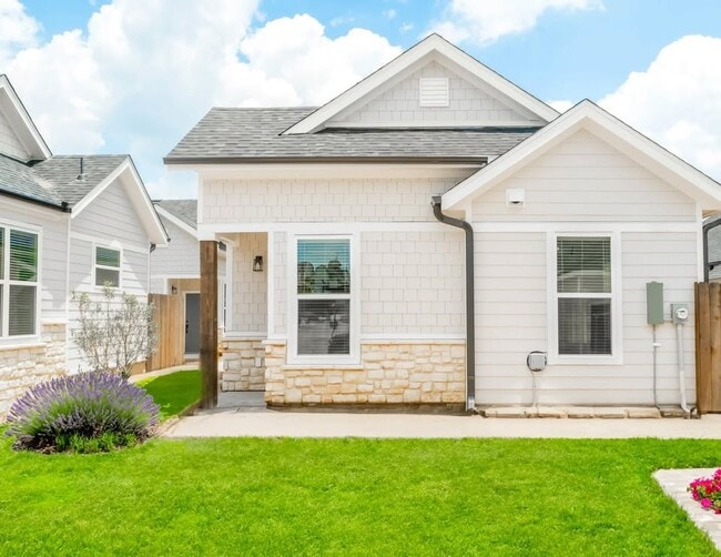 property at 8220 Horseman Rd