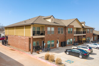 Pennsylvania Avenue Apartments in Oklahoma City, OK - Building Photo - Primary Photo