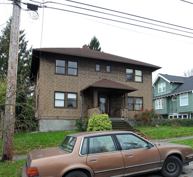 4307 2nd Ave NE in Seattle, WA - Building Photo - Building Photo