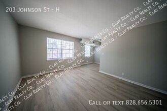 203 Johnson St in Garner, NC - Building Photo - Building Photo