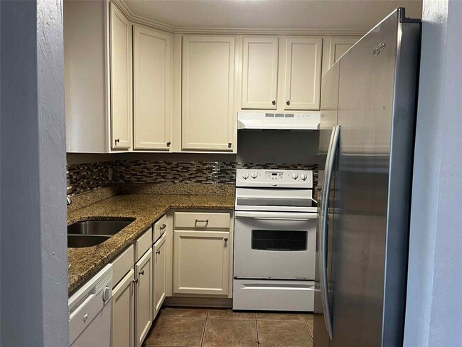 2300 SW 43rd St in Gainesville, FL - Building Photo - Building Photo