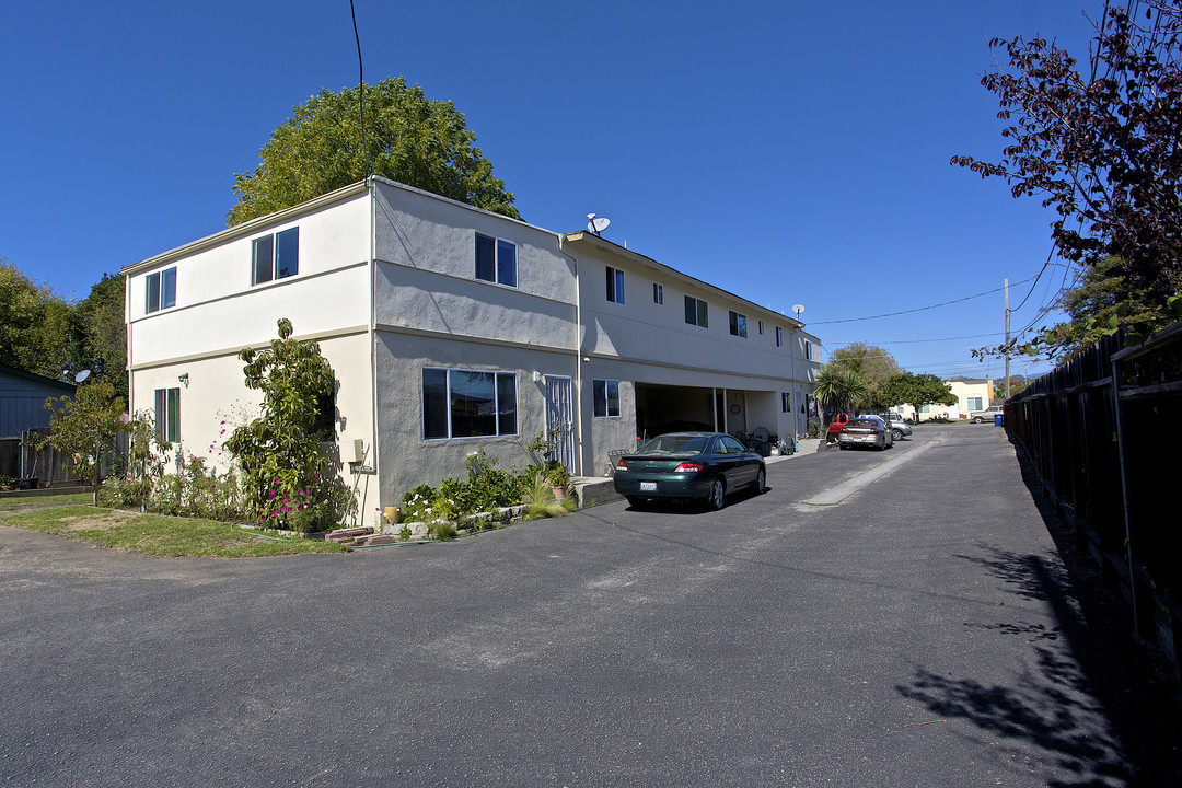 1822 Harper St in Santa Cruz, CA - Building Photo