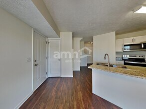 7460 Maggie Dr, Unit 408 in Antioch, TN - Building Photo - Building Photo